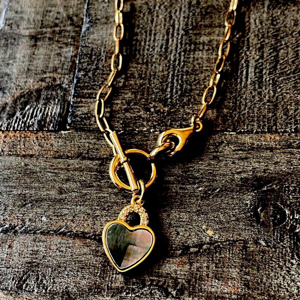 NEW FP x Luna Norte Mother Of Pearl Heart Toggle Necklace